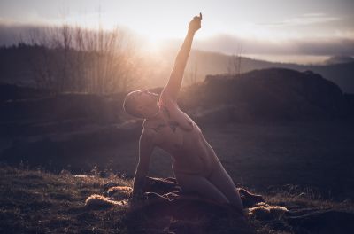 sunrise / Nude  photography by Photographer Markus Koller | STRKNG