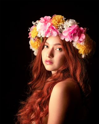 Flowers / Portrait  photography by Photographer andres hernandez | STRKNG