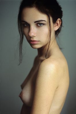 Julia / Portrait  photography by Photographer Graefel ★24 | STRKNG