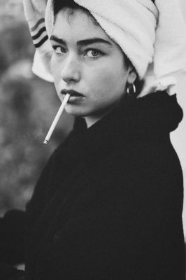 Marina / Portrait  photography by Photographer Helmut Boden | STRKNG