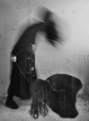 Conceptual  photography by Photographer Raluca Lupașcu ★3 | STRKNG