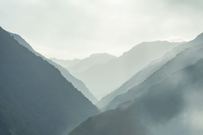 Mountain in mist / Landscapes  photography by Photographer Zari ★2 | STRKNG