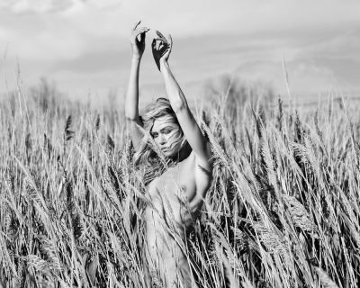 Feral / Nude  Fotografie von Fotograf Sam Barton ★3 | STRKNG