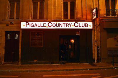Pigalle Country Club, 15 July 2023, 59 rue Jean-Baptiste Pigalle, 75009 Paris, France / Performance  Fotografie von Fotograf Danilo Samà | STRKNG