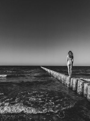 Nude  Fotografie von Fotograf Kriz Barvsson | STRKNG
