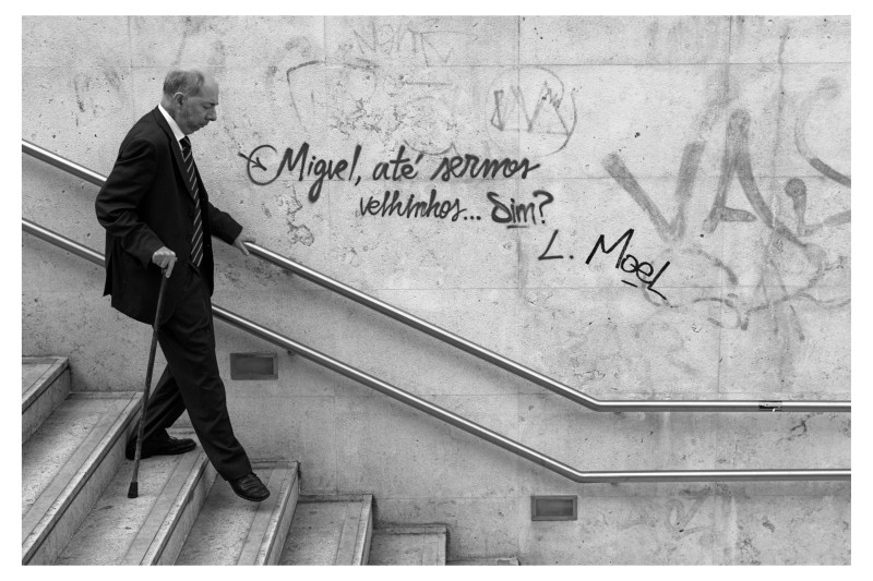 Miguel, until we are old... Yes? - &copy; Álvaro Novo | Street