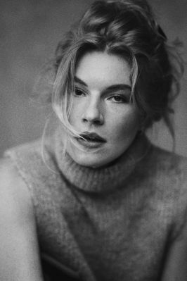 Marleen / Portrait  photography by Photographer Tempus Fugit Photo ★2 | STRKNG