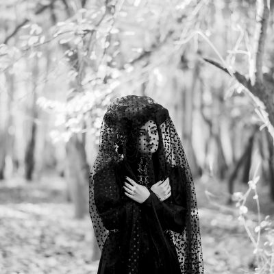 Black suit bride / Black and White  photography by Photographer Abolfazl Jafarian | STRKNG