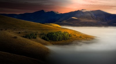 4) »Golden hills« © Photographer Fabrizio Massetti / Landscapes