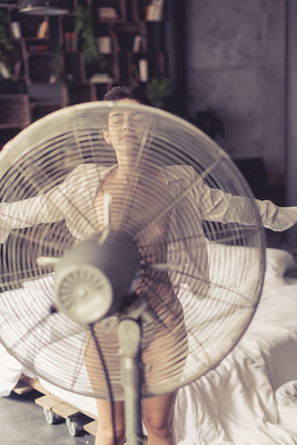 » #1/3 « / the heat is on / Blog-Beitrag von <a href="https://andreaspuhl.strkng.com/de/">Fotograf Andreas Puhl</a> / 25.09.2020 10:09 / Nude