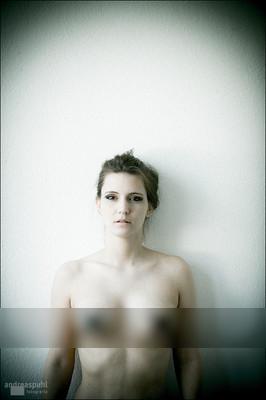 » #4/9 « / best of five / Blog post by <a href="https://andreaspuhl.strkng.com/en/">Photographer Andreas Puhl</a> / 2021-04-26 08:59 / Nude