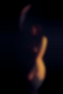 » #3/6 « / dancing in the dark / Blog-Beitrag von <a href="https://andreaspuhl.strkng.com/de/">Fotograf Andreas Puhl</a> / 22.06.2021 16:50 / Konzeptionell