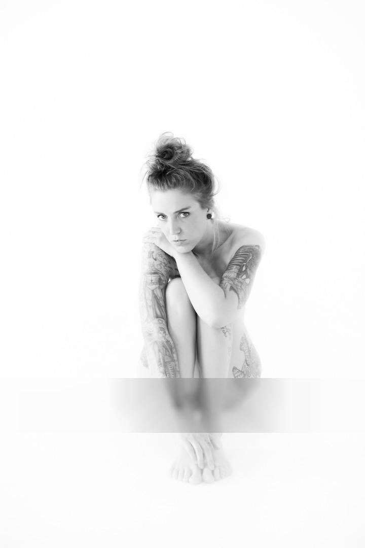 » #1/1 « / lock me up / Blog post by <a href="https://andreaspuhl.strkng.com/en/">Photographer Andreas Puhl</a> / 2022-08-09 11:32 / Nude