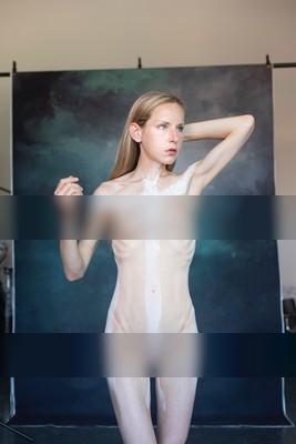 » #3/3 « / Blog-Beitrag von <a href="https://andreaspuhl.strkng.com/de/">Fotograf Andreas Puhl</a> / 13.08.2022 09:51 / Nude