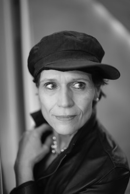 » #8/9 « / A Woman´s story / Blog-Beitrag von <a href="https://strkng.com/de/fotograf/a-g-p/">Fotograf a_g_p</a> / 29.01.2024 10:38 / Portrait