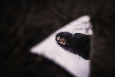 » #6/7 « / Broken  [2020] / Blog post by <a href="https://juliegibson.strkng.com/en/">Photographer Julie</a> / 2020-06-25 10:22