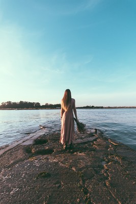 » #6/8 « / No birds in the sky / Blog post by <a href="https://strkng.com/en/photographer/i%C3%B1aki+folgado/">Photographer Iñaki Folgado</a> / 2020-11-06 20:11 / Portrait