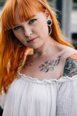 » #2/3 « / Autumn Girl / Blog-Beitrag von <a href="https://strkng.com/de/fotograf/wolfslord+photography/">Fotograf Wolfslord Photography</a> / 27.10.2019 15:57 / Menschen