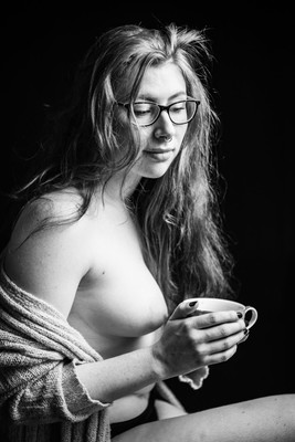 Nina / Nude / Nude,sensual,coffee,tea,glasses,redhair