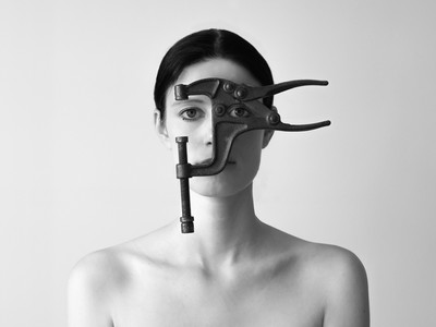 » #4/6 « / Tools / Blog-Beitrag von <a href="https://strkng.com/de/fotografin/astrid+susanna+schulz/">Fotografin Astrid Susanna Schulz</a> / 29.05.2019 21:08 / Konzeptionell