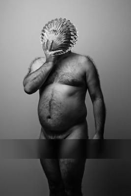 » #2/9 « / Male bodies / Blog post by <a href="https://strkng.com/en/photographer/astrid+susanna+schulz/">Photographer Astrid Susanna Schulz</a> / 2019-12-13 23:16 / Nude
