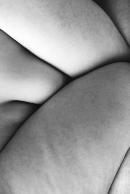 » #1/3 « / Landschaften eines Körpers / Blog post by <a href="https://strkng.com/en/photographer/astrid+susanna+schulz/">Photographer Astrid Susanna Schulz</a> / 2020-07-19 22:36 / Nude