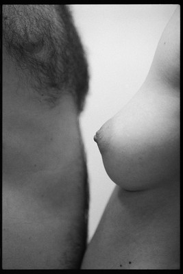 » #1/3 « / Bodies / Blog-Beitrag von <a href="https://strkng.com/de/fotografin/astrid+susanna+schulz/">Fotografin Astrid Susanna Schulz</a> / 22.04.2022 16:18 / Nude