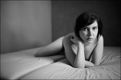 » #6/6 « / Bedtime stories / Blog post by <a href="https://kaimueller.strkng.com/en/">Photographer Kai Mueller</a> / 2019-04-18 14:30 / Nude