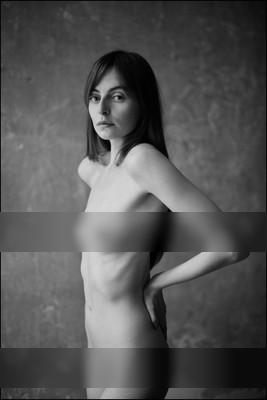 » #6/6 « / One cloudy afternoon in Berlin / Blog post by <a href="https://kaimueller.strkng.com/en/">Photographer Kai Mueller</a> / 2019-10-05 15:06 / Nude / woman,portrait,sensual,schwarzweiss,blackandwhite,indoor,nude