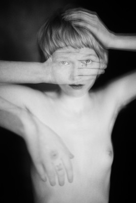 » #5/9 « / Multiple exposures / Blog-Beitrag von <a href="https://kaimueller.strkng.com/de/">Fotograf Kai Mueller</a> / 28.06.2020 16:53 / Konzeptionell