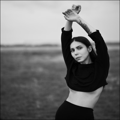 » #4/6 « / Ein Sommerabend in Berlin / Blog post by <a href="https://kaimueller.strkng.com/en/">Photographer Kai Mueller</a> / 2021-10-10 18:48 / Portrait