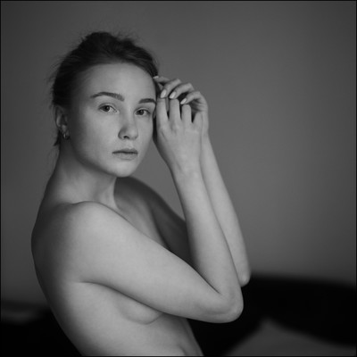 » #4/9 « / Bogdana / Blog-Beitrag von <a href="https://kaimueller.strkng.com/de/">Fotograf Kai Mueller</a> / 02.01.2024 19:10 / Portrait