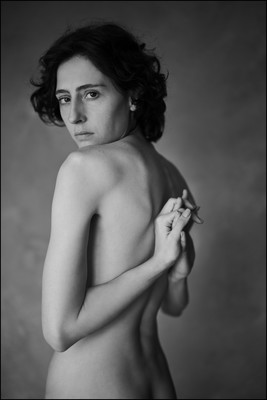 » #9/9 « / Emma, part two / Blog-Beitrag von <a href="https://kaimueller.strkng.com/de/">Fotograf Kai Mueller</a> / 14.09.2024 12:47 / Nude