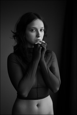 » #5/9 « / Milla / Blog-Beitrag von <a href="https://kaimueller.strkng.com/de/">Fotograf Kai Mueller</a> / 03.08.2025 15:59 / Portrait