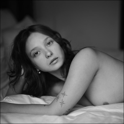 » #9/9 « / Milla / Blog-Beitrag von <a href="https://kaimueller.strkng.com/de/">Fotograf Kai Mueller</a> / 03.08.2025 15:59