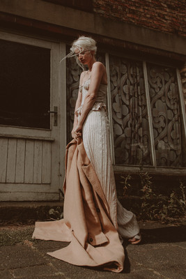 » #2/9 « / M. / Blog post by <a href="https://strkng.com/en/photographer/maria+sch%C3%A4fer+photography/">Photographer Maria Schäfer Photography</a> / 2022-08-01 19:44 / Menschen