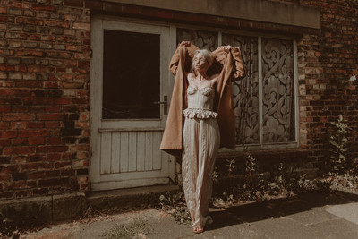 » #3/9 « / M. / Blog post by <a href="https://strkng.com/en/photographer/maria+sch%C3%A4fer+photography/">Photographer Maria Schäfer Photography</a> / 2022-08-01 19:44 / Stadtlandschaften