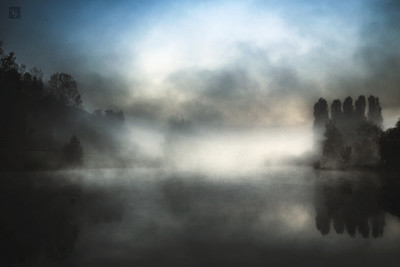 » #3/4 « / L'autre rive / Blog-Beitrag von <a href="https://strkng.com/de/fotografin/valou+perron---photography---/">Fotografin Valou Perron...Photography...</a> / 26.10.2017 13:10