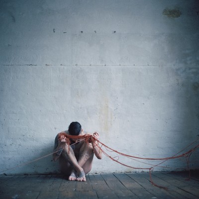 » #2/5 « / bloodflows / Blog post by <a href="https://strkng.com/en/photographer/benzin+daniela/">Photographer Benzin Daniela</a> / 2019-01-16 16:58