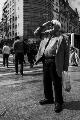 » #4/7 « / Street photography / Blog post by <a href="https://strkng.com/en/photographer/luc+gasparet/">Photographer Luc Gasparet</a> / 2021-05-19 11:52 / Street