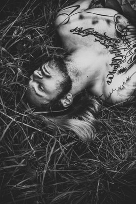 » #2/9 « / LOST / Blog post by <a href="https://strkng.com/en/photographer/elena+f-+barba/">Photographer Elena F. Barba</a> / 2019-11-22 12:25