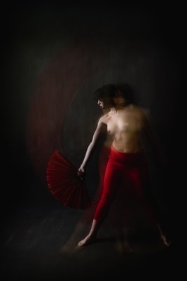 » #3/9 « / éventail rouge / Blog-Beitrag von <a href="https://strkng.com/de/fotograf/olaf+radcke/">Fotograf olaf radcke</a> / 13.04.2021 19:55