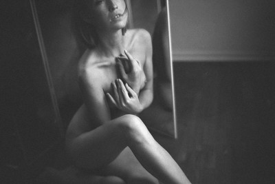 » #3/6 « / ... with the mirror / Blog-Beitrag von <a href="https://strkng.com/de/fotograf/olaf+radcke/">Fotograf olaf radcke</a> / 11.10.2024 09:18