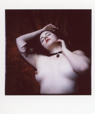 » #1/7 « / dark session on instax / Blog post by <a href="https://strkng.com/en/photographer/olaf+radcke/">Photographer olaf radcke</a> / 2025-01-01 21:49 / Instant-Film