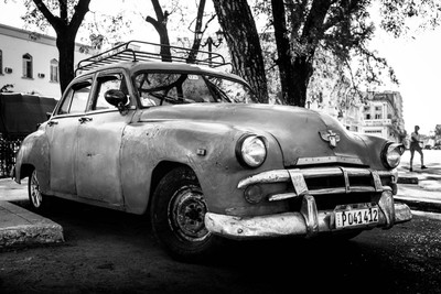 » #1/6 « / Oldtimer Reflektionen / Blog post by <a href="https://strkng.com/en/photographer/dietmar+sebastian+fischer/">Photographer Dietmar Sebastian Fischer</a> / 2019-04-17 18:04 / Reise