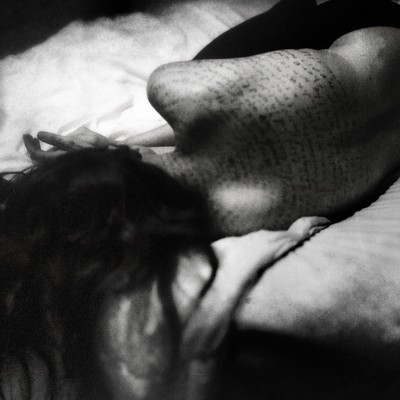 » #6/9 « / LE PAROLE CHE NON TI HO MAI DETTO / Blog-Beitrag von <a href="https://lysann.strkng.com/de/">Model Lysann</a> / 16.06.2020 10:47 / Fine Art