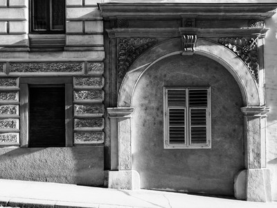 Häuserdetail in der Bürgergasse / Stadtlandschaften / Graz,steiermark,styria,berndgrosseck,grosseck,blackandwhite,s/w,bildausschnitte