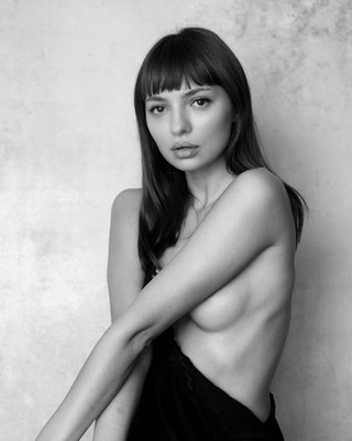 » #1/3 « / It Just Happens / Blog post by <a href="https://strkng.com/en/photographer/roland+m%C3%BChler/">Photographer Roland Mühler</a> / 2021-10-06 17:09 / Nude