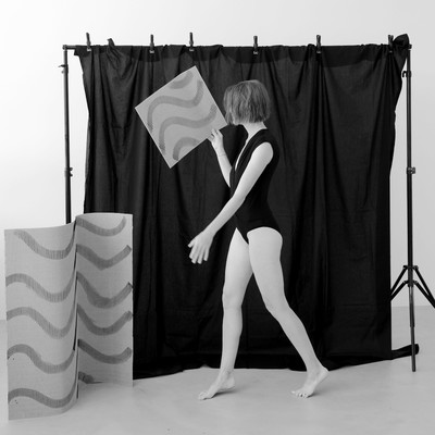 » #2/4 « / Linien und Konturen #1 / Blog-Beitrag von <a href="https://strkng.com/de/fotograf/roland+m%C3%BChler/">Fotograf Roland Mühler</a> / 13.10.2024 12:49 / Portrait