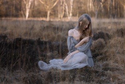 » #4/6 « / Amelie... / Blog post by <a href="https://strkng.com/en/photographer/rosa+h-+lightart/">Photographer Rosa H. LightArt</a> / 2019-02-21 20:31 / Konzeptionell